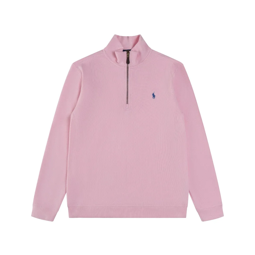 P230 #R97 Ralph lauren twelve-color embroidered pony logo half-zip high-neck long-sleeved knitted sweatshirt. The same style for men and women. The new half-zip sweatshirt for couples to wear in autumn is here! This kind of sweatshirt is really popular this year, even more popular than the hooded sweatshirt. Open the zipper and it can be used as a large lapel, which makes it more fashionable. The color of the classic design of the little war horse on the chest is matched with the embroidery. The simple zipper design echoes the brand logo, so you don’t need to match too much. The sweater version is loose enough! The fabric is custom-woven and dyed 100 cotton. 320g high gram weight 100% cotton knitted cotton with a certain thickness. The fabric is soft and comfortable, and the three-dimensional fabric is full of texture. The stitching is three needles and five threads, which is beautiful and strong. The pattern is also good. Although it is loose, it does not look bulky! - It is not a popular color scheme on the street. The color is pure and highly recommended. The upper body has a particularly high rate of turning heads. Loose style. Big drop shoulder OS style. Same style for men and women. Couple wear. Versatile and practical! Color: Gray, navy, khaki, green label, oatmeal brown label, apricot, black, army green, burgundy, pink, dark gray, light blue, white. Size: S M L XL Length: 70/72/74/76 Bust: 53.5/55.5/57.5/58.5 Shoulder width: 44/45/46/47 Sleeve length: 61/62/63/64